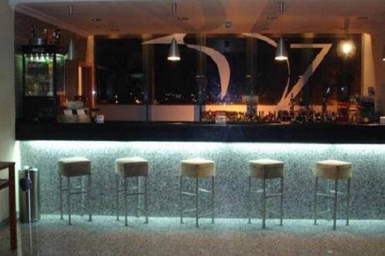 Hotel Pombeira Guarda Restoran fotoğraf